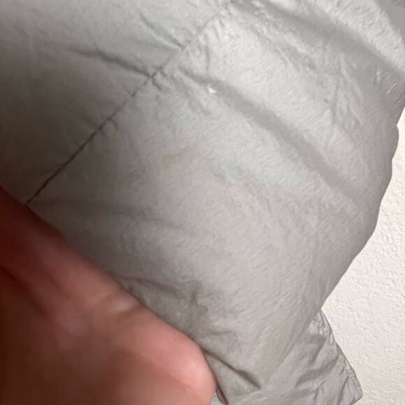 Mackage Freya Gray Hooded Down Puffer Jacket Coat Size Small - Picture 12 of 15